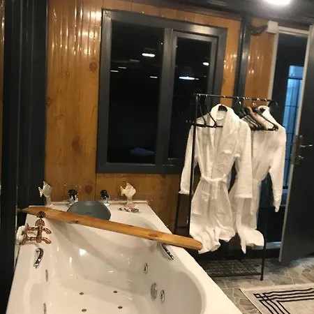 מלון Nirvana Bungalov Çatalca
